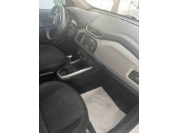 CHEVROLET - ONIX - 2017/2018 - Branca - R$ 53.000,00
