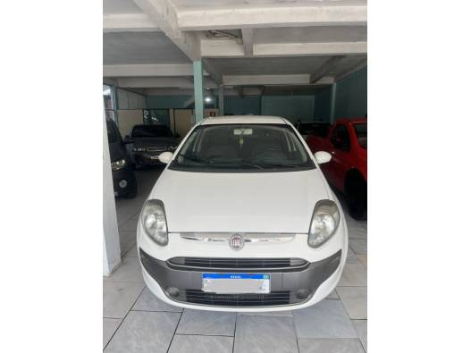 FIAT - PUNTO - 2013/2014 - Branca - R$ 39.000,00