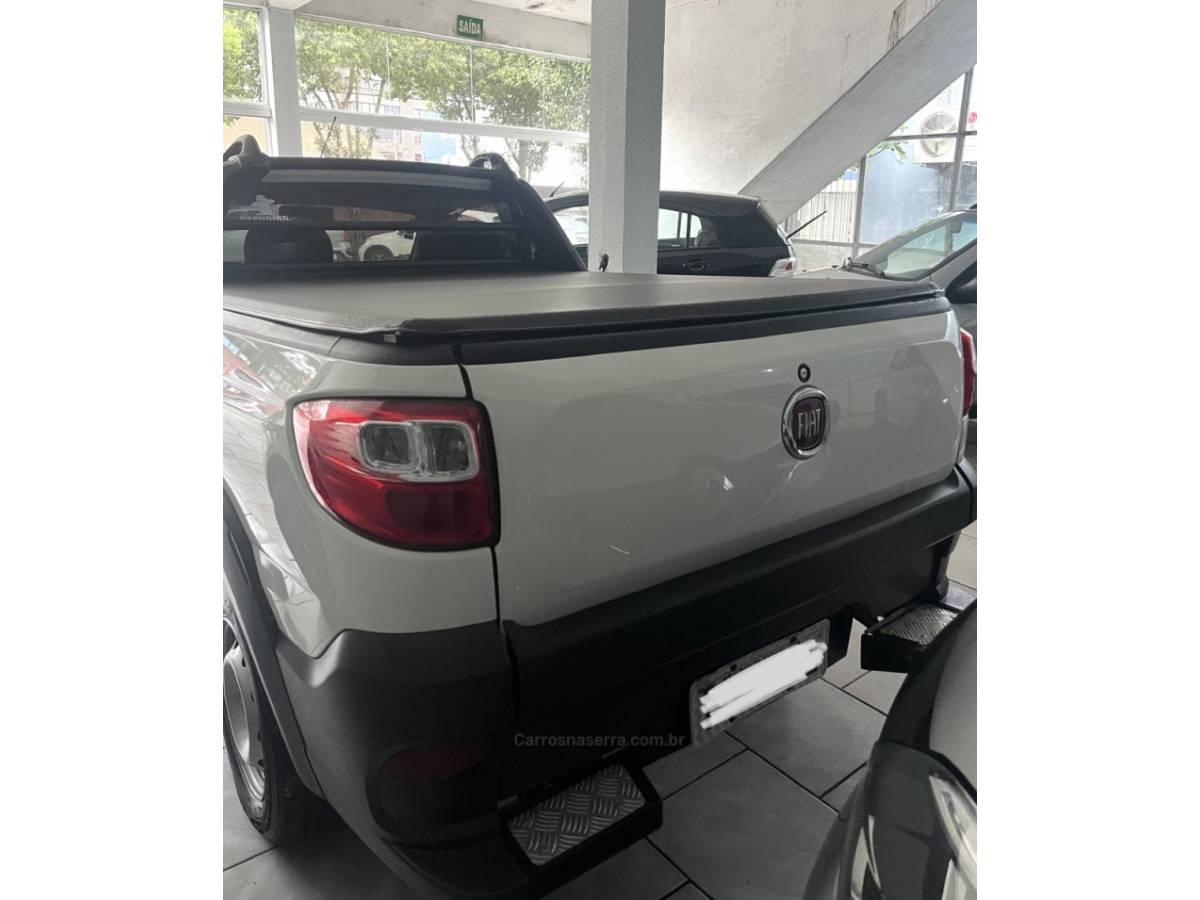 FIAT - STRADA - 2015/2016 - Branca - R$ 48.000,00