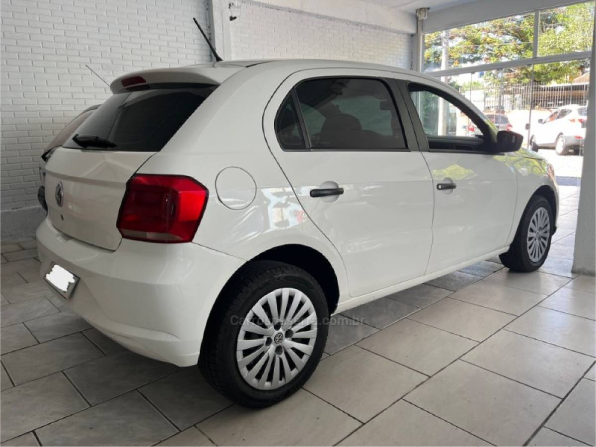 VOLKSWAGEN - GOL - 2019/2019 - Branca - R$ 49.000,00