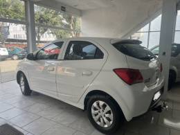 CHEVROLET - ONIX - 2017/2018 - Branca - R$ 53.000,00